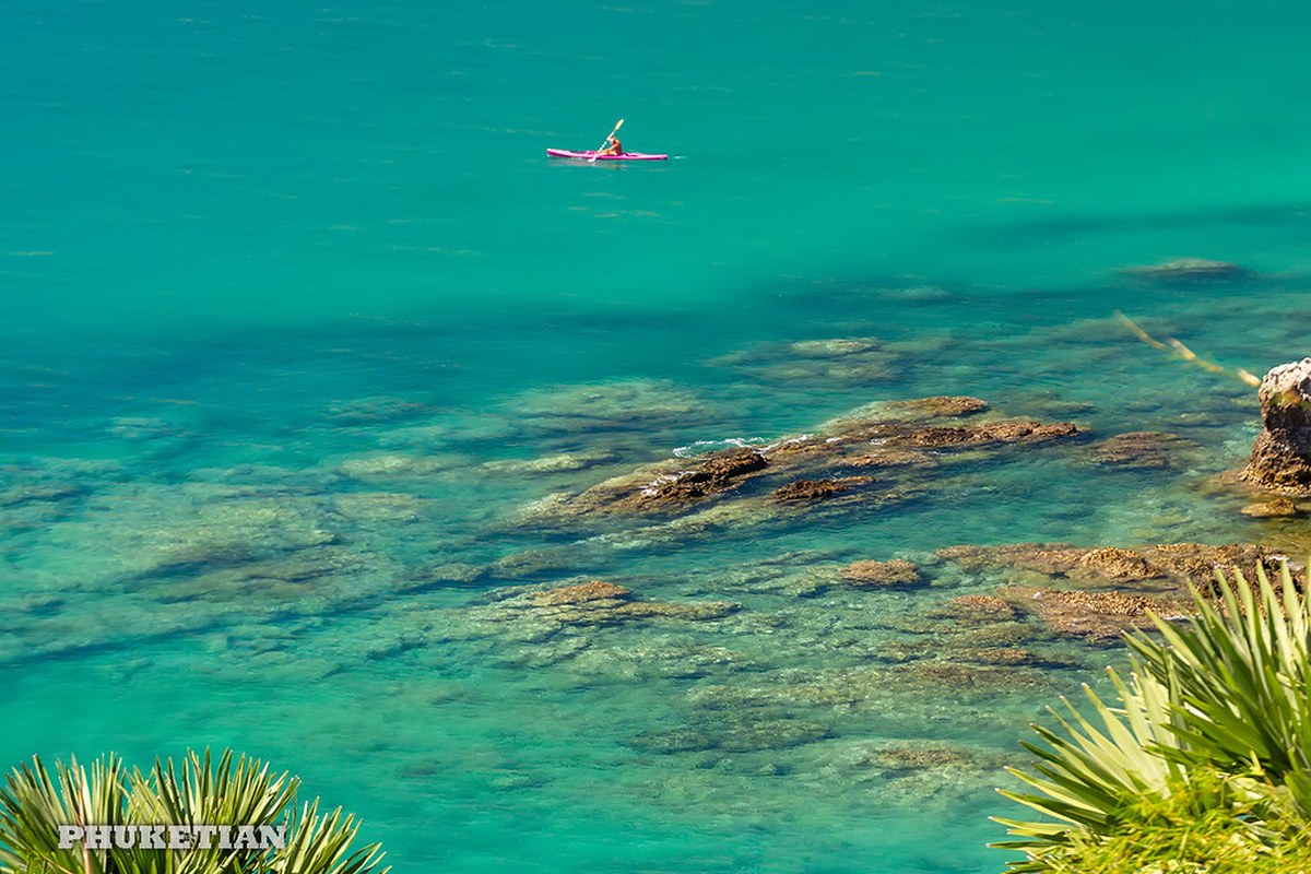 Ya Nui and Nai Harn beach, Phuket island, Thailand XOKA0162BS